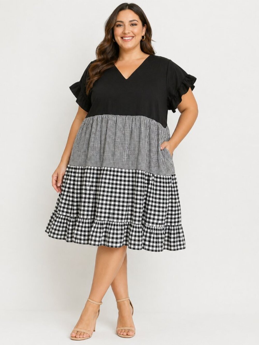 NWOT BloomChic Black and White Gingham Midi Dress